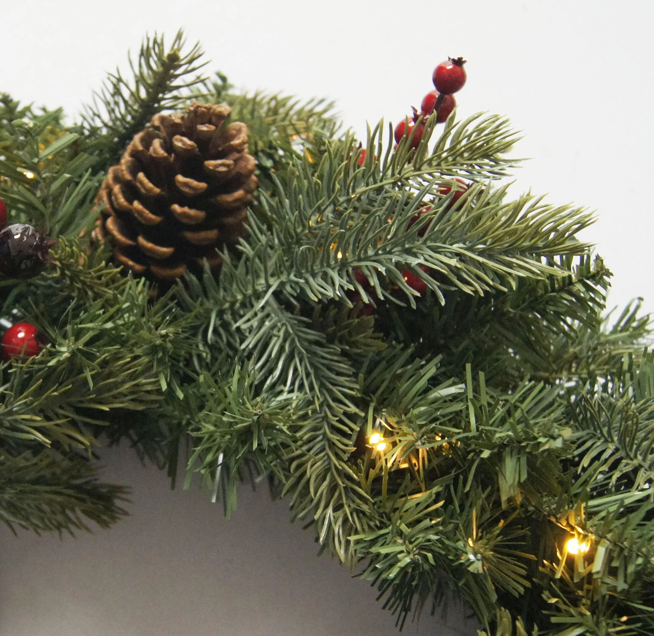 Wholesale Christmas light decorative front door advent wreath pine new years artificial 60 corona navidad