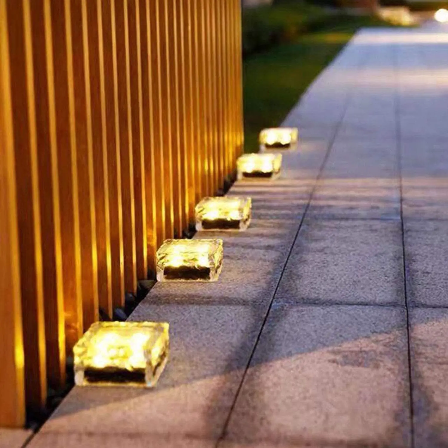 High Quality IP65 Garden Lawn Solar LED Lamp Ice Cube Shape Waterproof for Outdoor Use