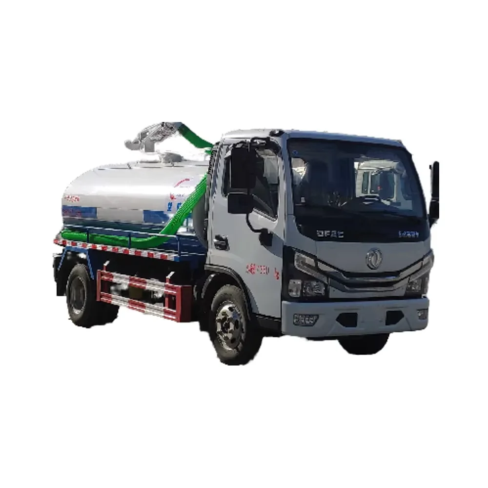 Hot Selling Dongfeng small dolica quanchai 152hp Fecal Suction Truck and New Vaccum Tank for sale