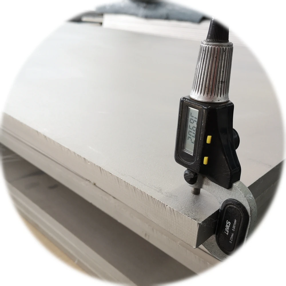 
GR23Eli Cold rolling and Hot rolling 0.02mm-70mm Titanium plate anti-corrosion for medical implant 