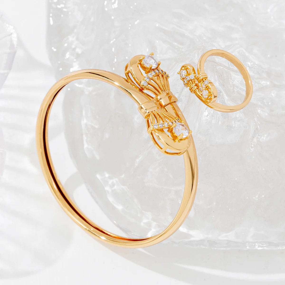 Wholesale Saudi Gold Ball Design Cuff Bangle Bracelet Flexible Cubic Zirconia Ring and Bangle Two Pcs Sets Jewelry Women