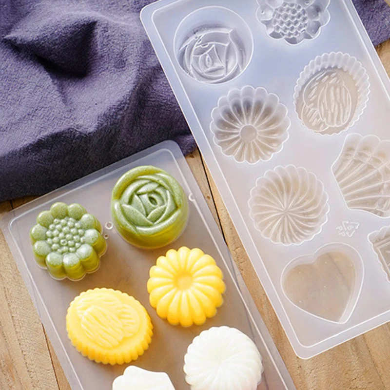 Popular Kitchen 3D Mini baking cake many shapes white PP pudding chocolate mold
