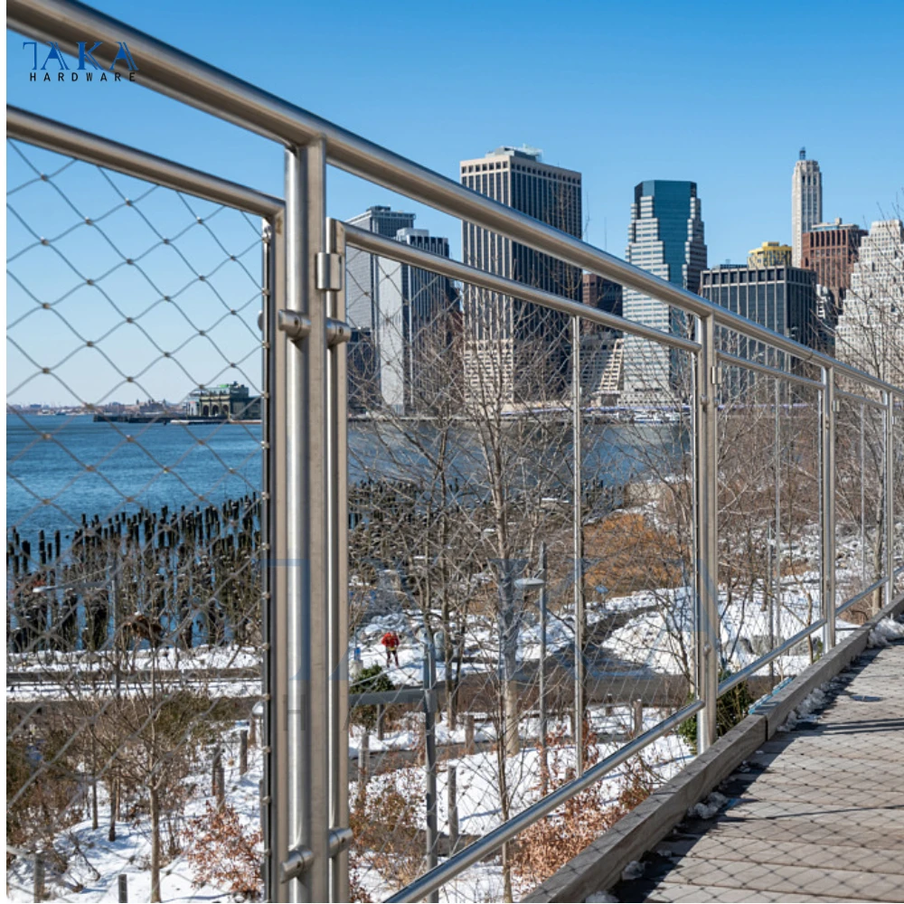 2024 new design Factory hot sell  Balustrade Cable Wire Mesh Panel Railing Stainless Steel Rope Wire Mesh Webnet Railing