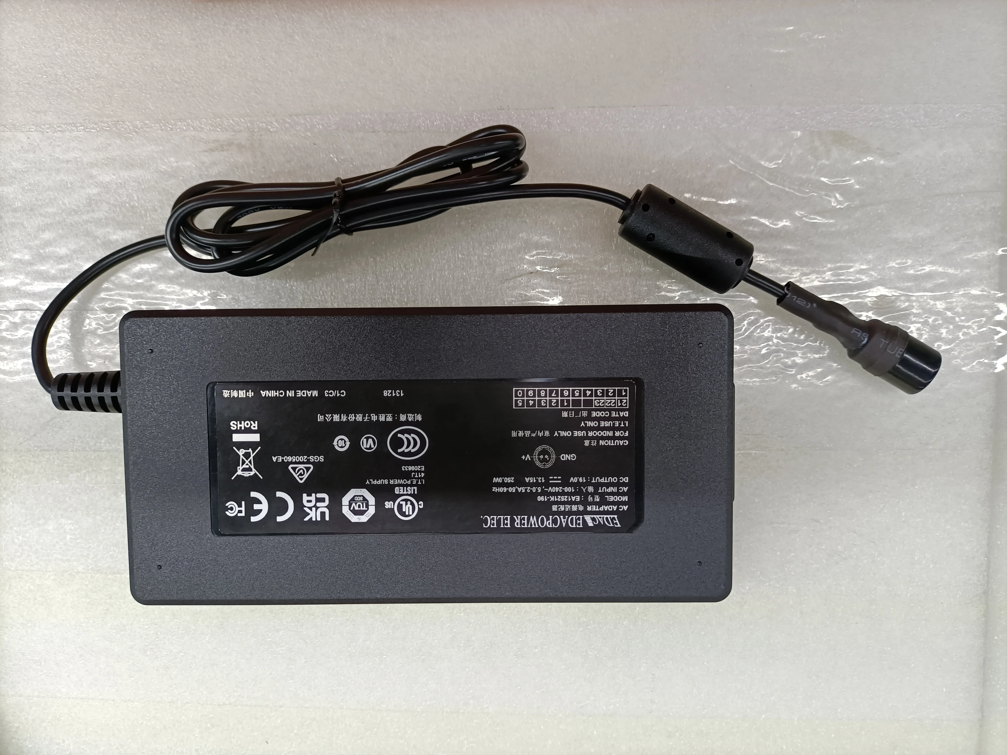 
Camping Lithium Lifepo4 Solar Energy System Generator Power Bank Rental 1280Wh 300W 500W 1000W 2000W Portable Power Station 