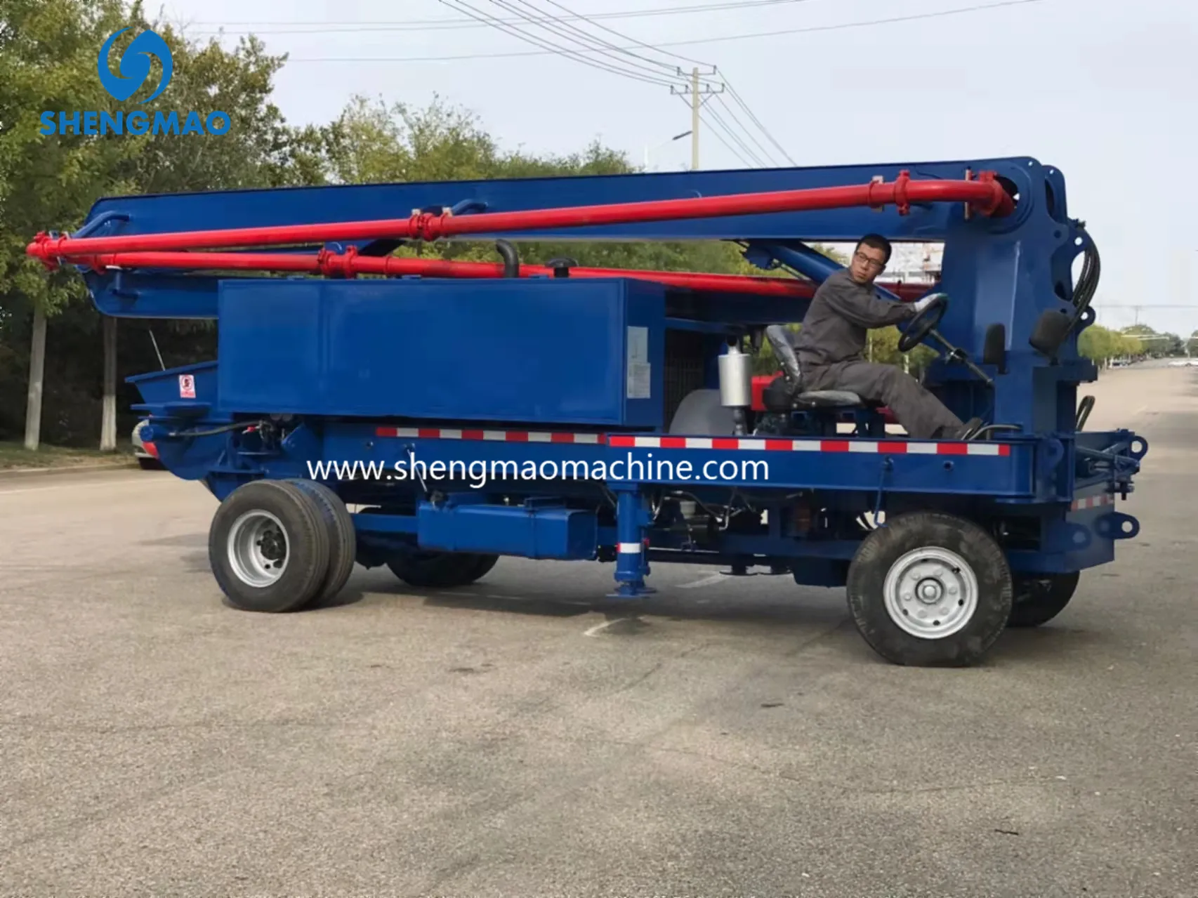 Self Driving Concrete Pump With Diesel Engine Mini Boom Pump Truck