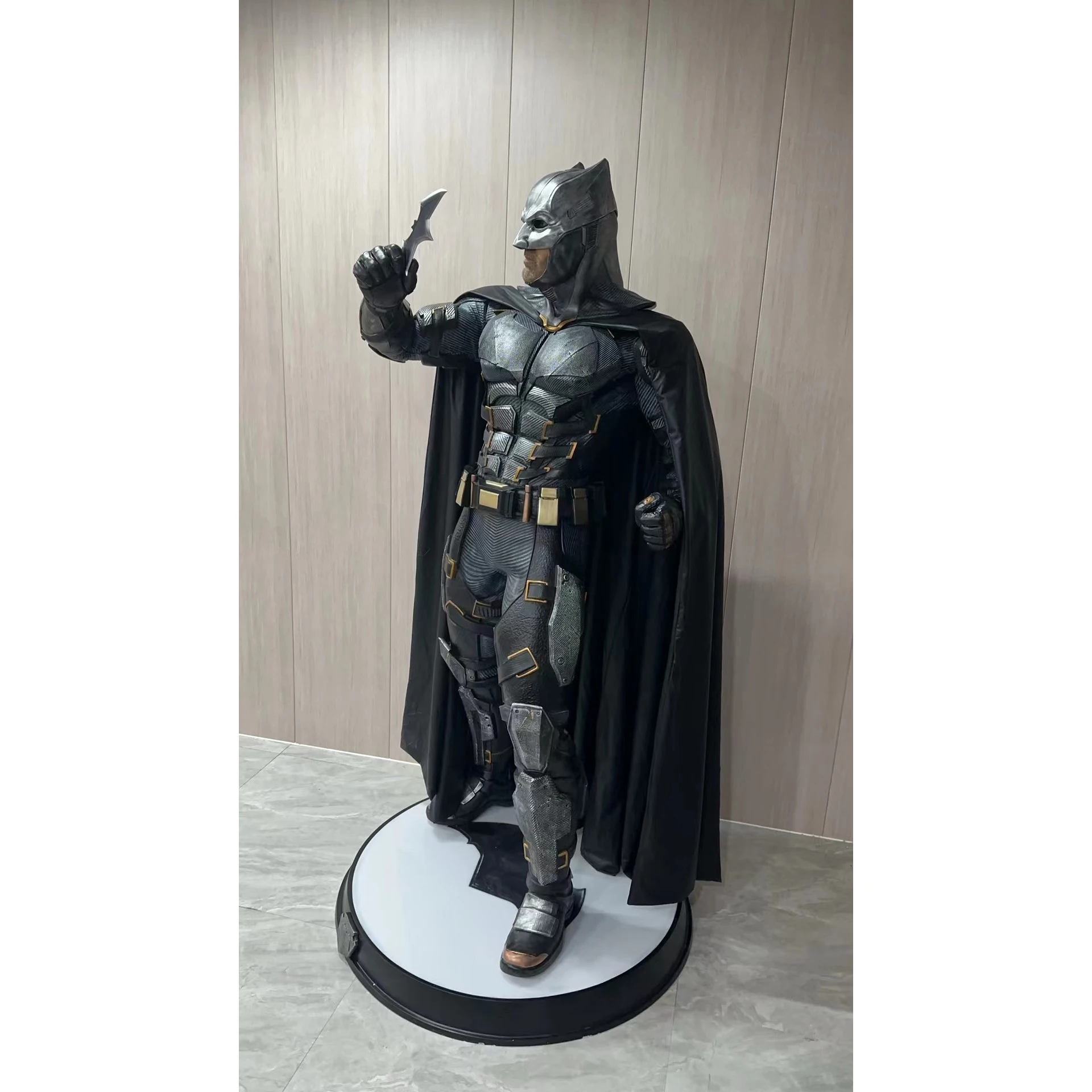 Горячая распродажа Высококачественная фигурка Бэтмена в натуральную величину из стекловолокна статуя скульптура для домашнего декора