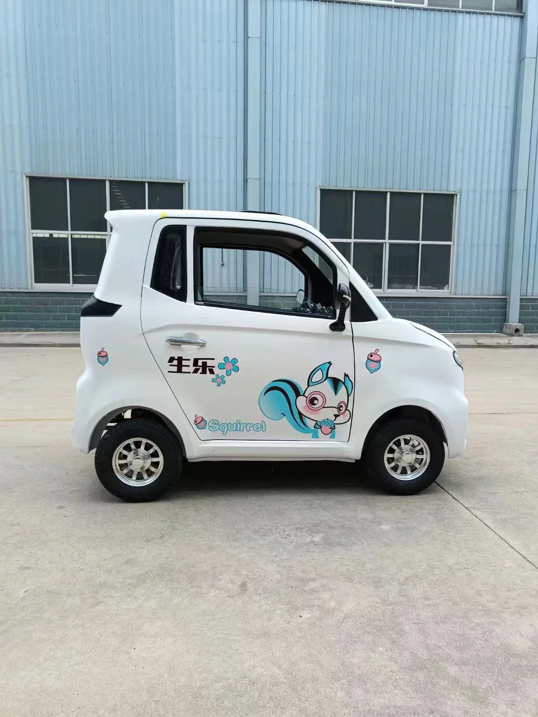 2023 new releaseed close body electric passenger vehicle motorized electric car electric mini car