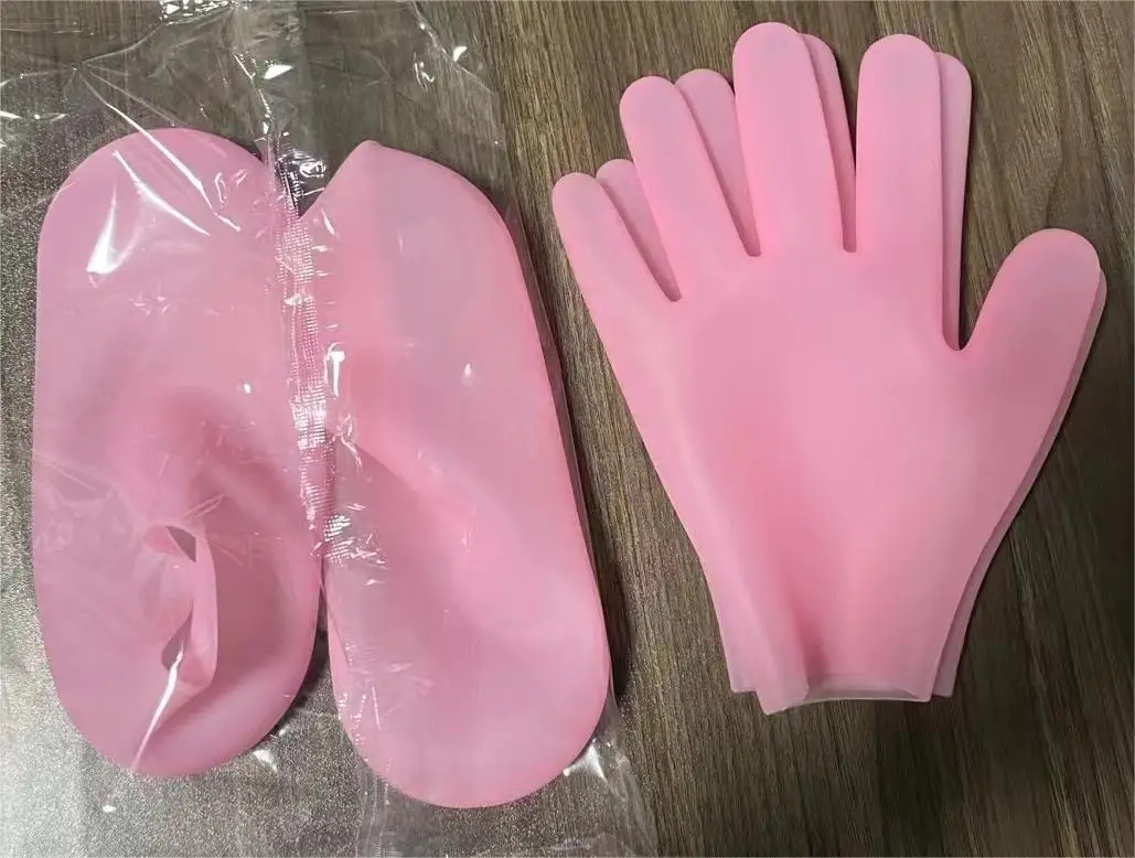 Soft Silicone Moisturizing Gel Spa Hydrating Gloves Aloe Lotion Gloves for Repairing Dry Crack Softening Rough Skin Calluses