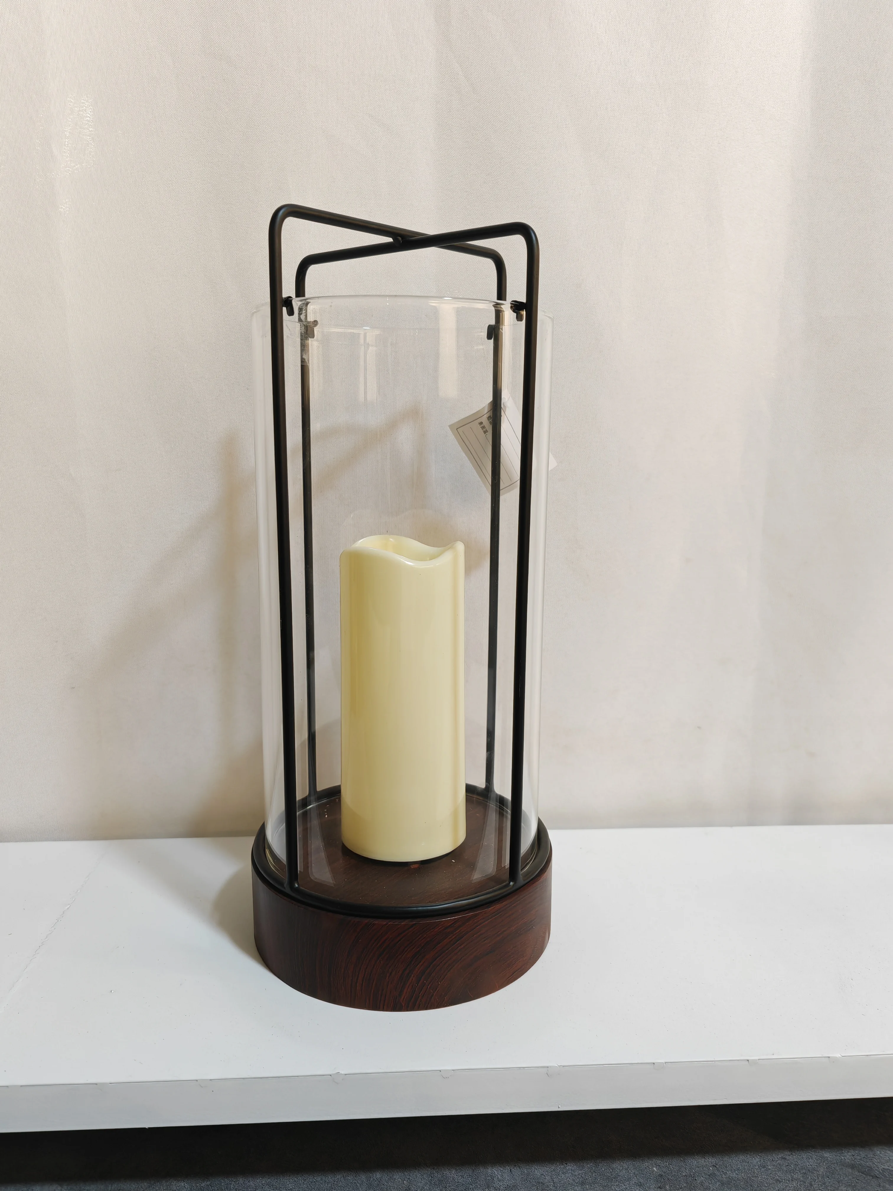European Style Antique Black Metal Lantern Shabby Chic Garden Hanging Outdoor Courtyard Home Decoration Candle Usage
