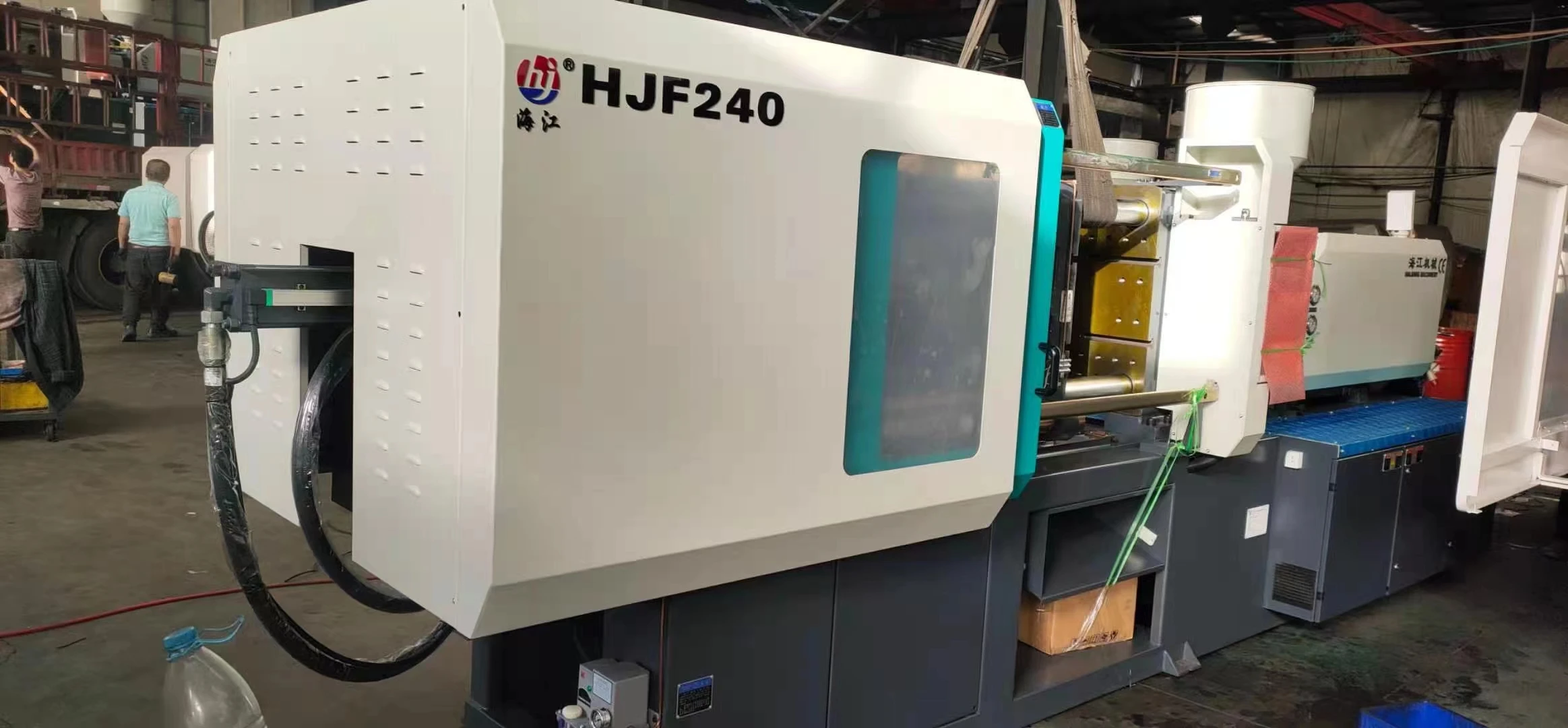 China Wholesale Custom Metal Pin Badges Button Badge Making Machine Button Maker