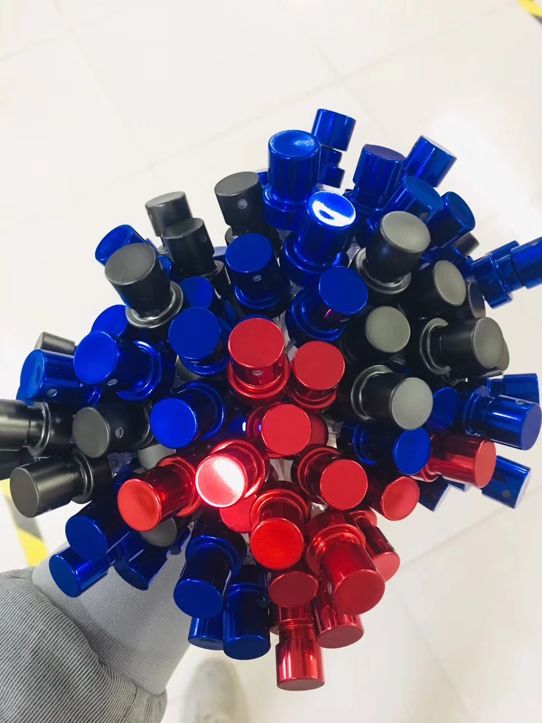 AVERTAN Wholesale 24 410 Trigger Sprayer Triggerspray Custom OEM