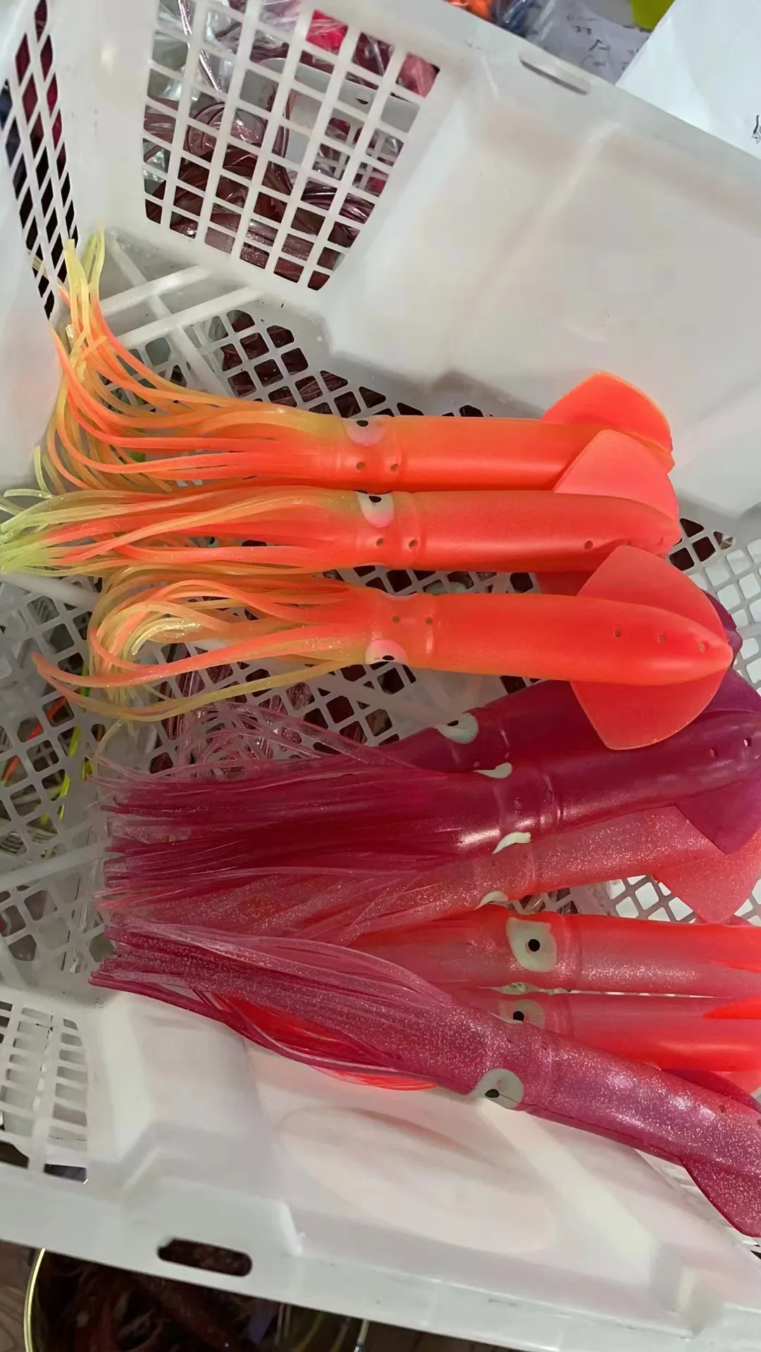 30cm/12Inch Soft Octopus Skirt Luminous Fishing Bait Saltwater Tuna Fishing Squid With Ear