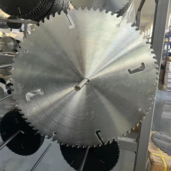 600x6.2/4.1x50x18+6 Wood Cutting Round Log Multi Rip Saw Blade