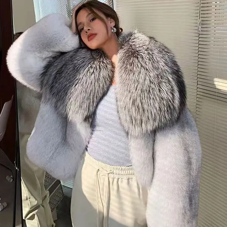 Luxury Winter Warm Real Cropped Fox Fur Coat Women with Big Silver Fox Fur Collar
