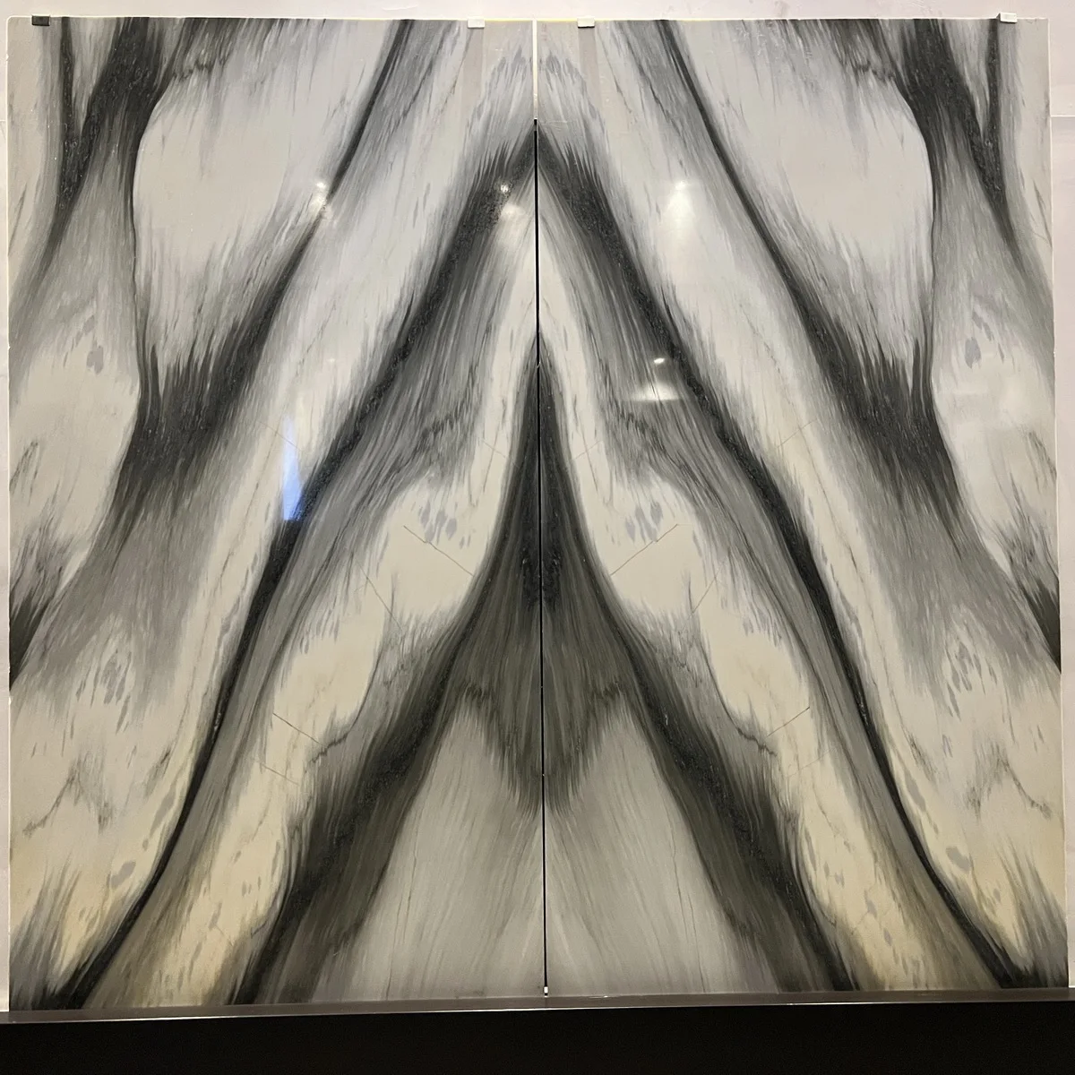 Book Matched Polished Elegant Grey Marble Gucci Grey Marble Slabs For Interior Wall Panels