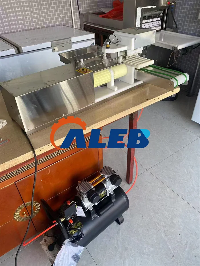 Multifunctional Meat skewer equipment Automatic string threading machine