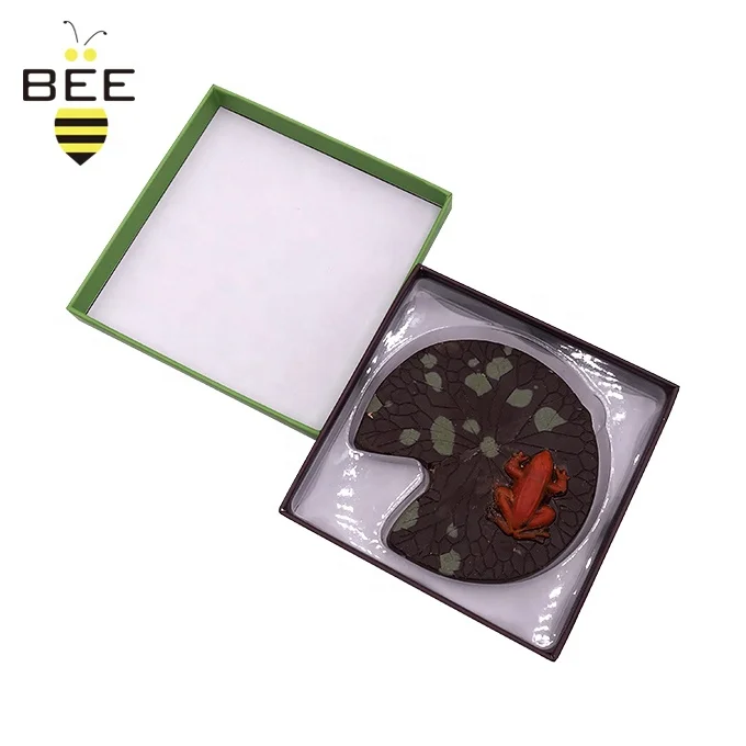 Luxury handmade chocolate packaging Customized logo Box Lid and bottom box for dessert packaging box plastic tray