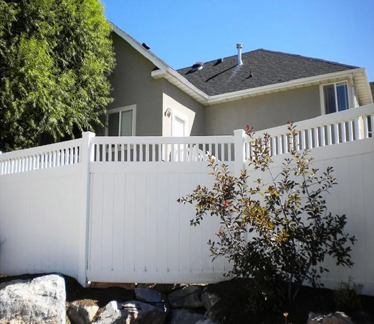 Wholesales Waterproof  Closed Picket Top Vinyl Privacy Fence