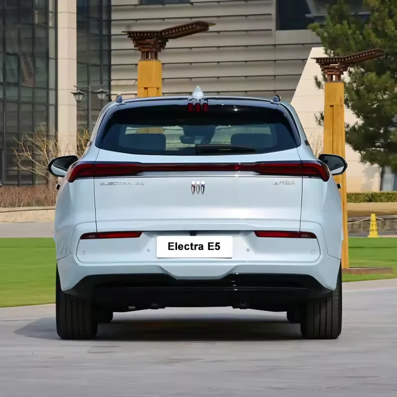 2023 B u i c k E5 Left Hand Drive Electric Large 5-seater SUV Adult Pure Electric Car B u i c k New Energy Car