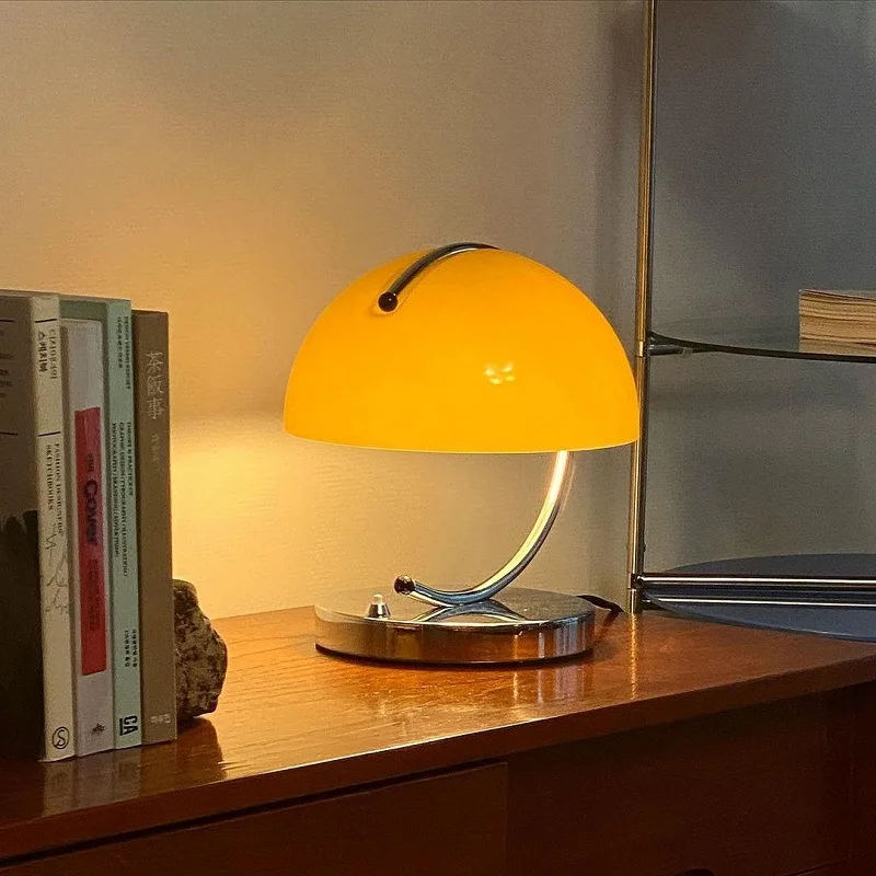 Vintage Nordic Modern Simple Bedside Lamp Ancient Bauhaus Style Table Lamp Glass Body South Korea Bedroom Ins Pudding Reading