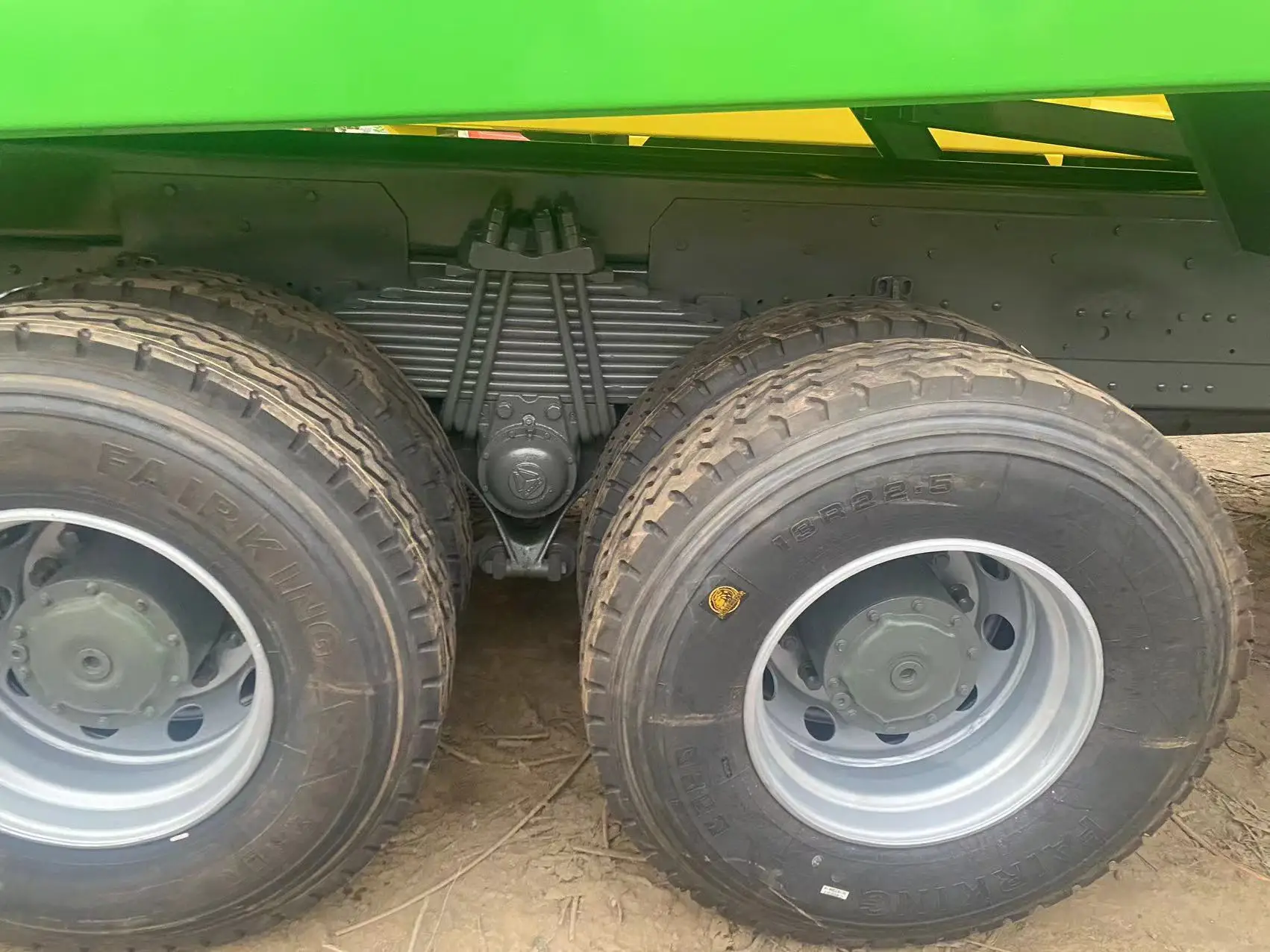 10 Wheel Diesel 20 Cubic Meters 30 Ton 400hp 380hp Dump Truck for sale