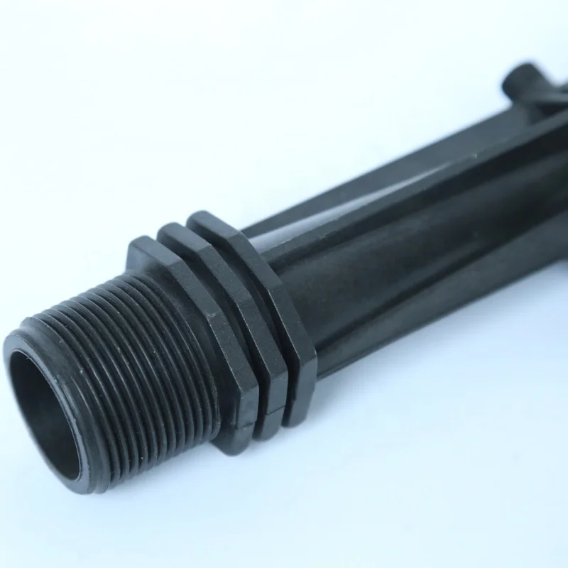 Garden fertilizer device, a set for venturi fertilizer device with hose and vale, adjustable