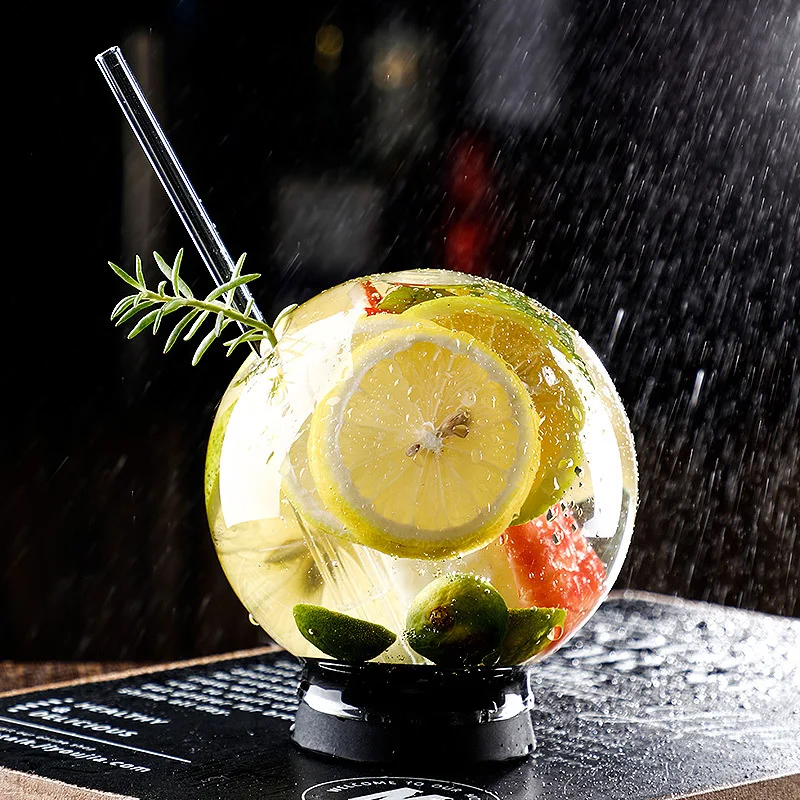 Hot Selling Creative Custom Logo Restaurant Bar Straw Martini Glass Sphere Cocktail Glass Cocktail Glasses with Straw
