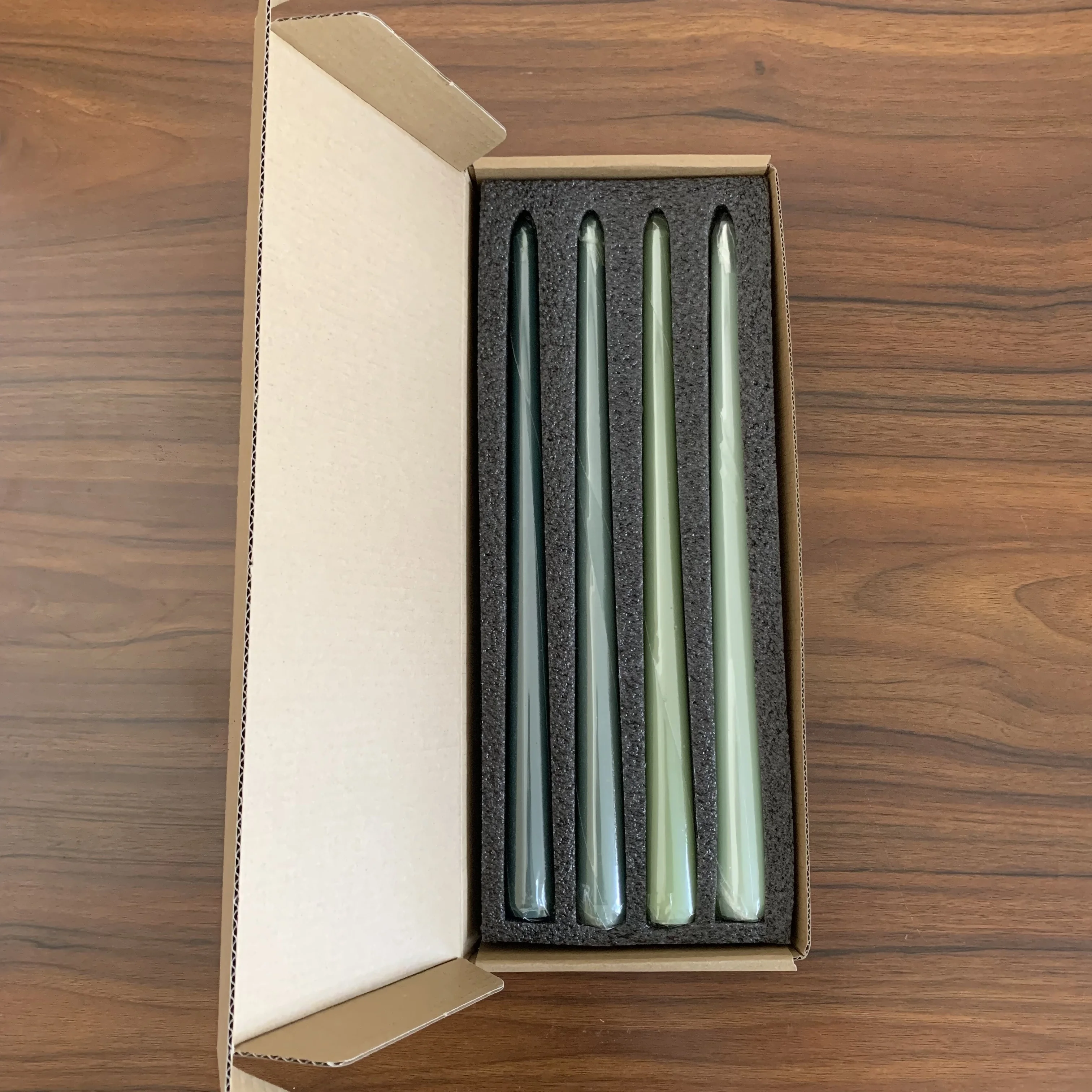 Wholesale 12 Inch 10 Hour Burn Time Unscented Smokeless And Drippless Colored Taper Candles