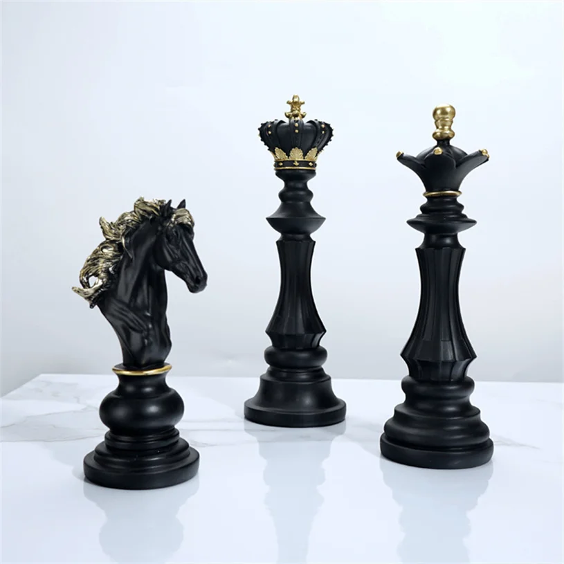 Modern Ornament Resin Craft Chess Set Living Room Home Black White Chess Pieces Model Decor Set Decoration
