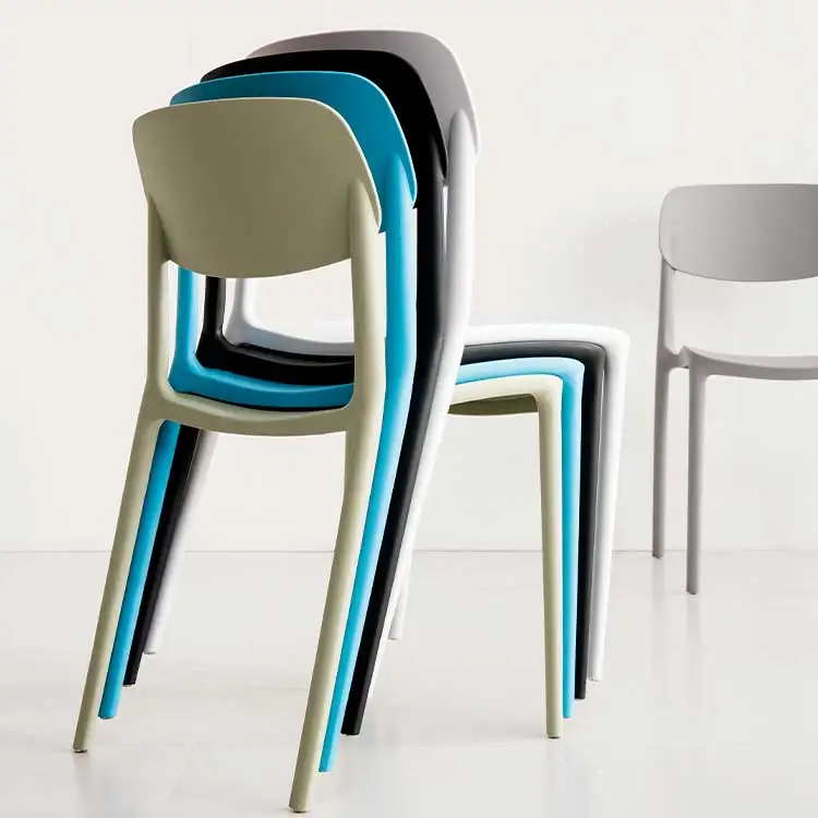 Дешевые красочные современные пластиковые стулья для ресторанов и кафе