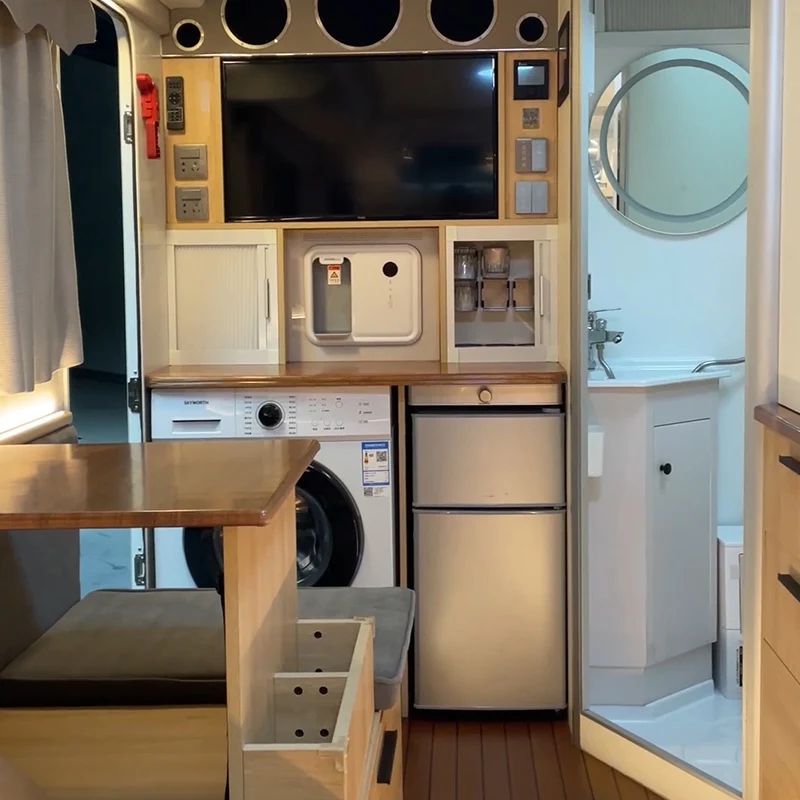 Trader Fully Equipped Amphibious 2023 Grand Caravan Caravan For Sale Qatar Caravan House Trailer with Triple Bunk