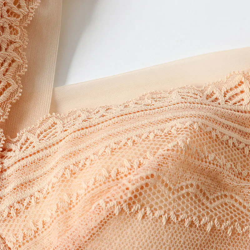 New Girl Lace Hot Sexy Fancy Lady silk underwear sexy black silk bra ice silk seamless bra