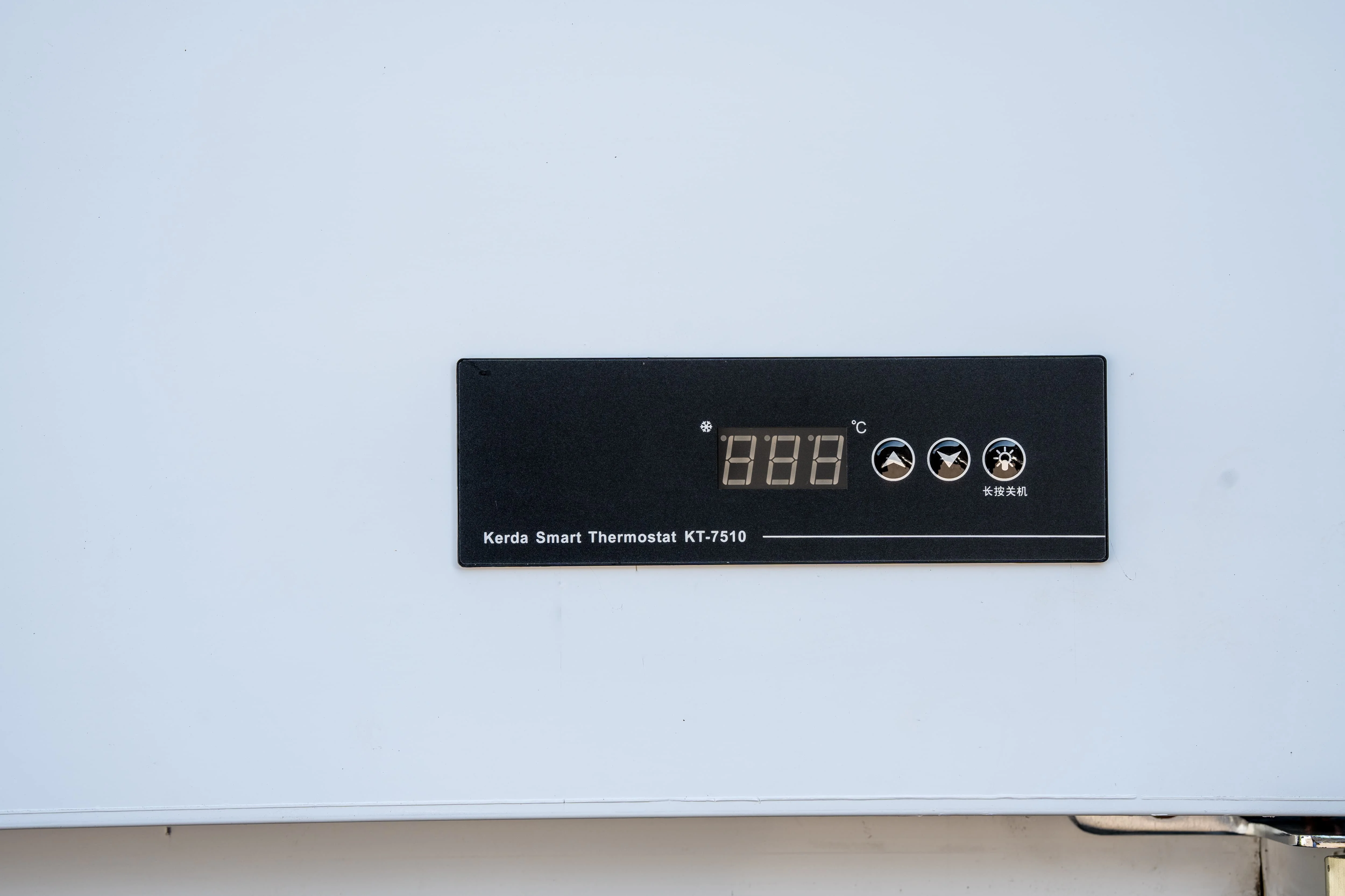 High Quality Electric Pharmacy Refrigerator with Freezer Glass Door Hot Sale for Household and Hotel Use