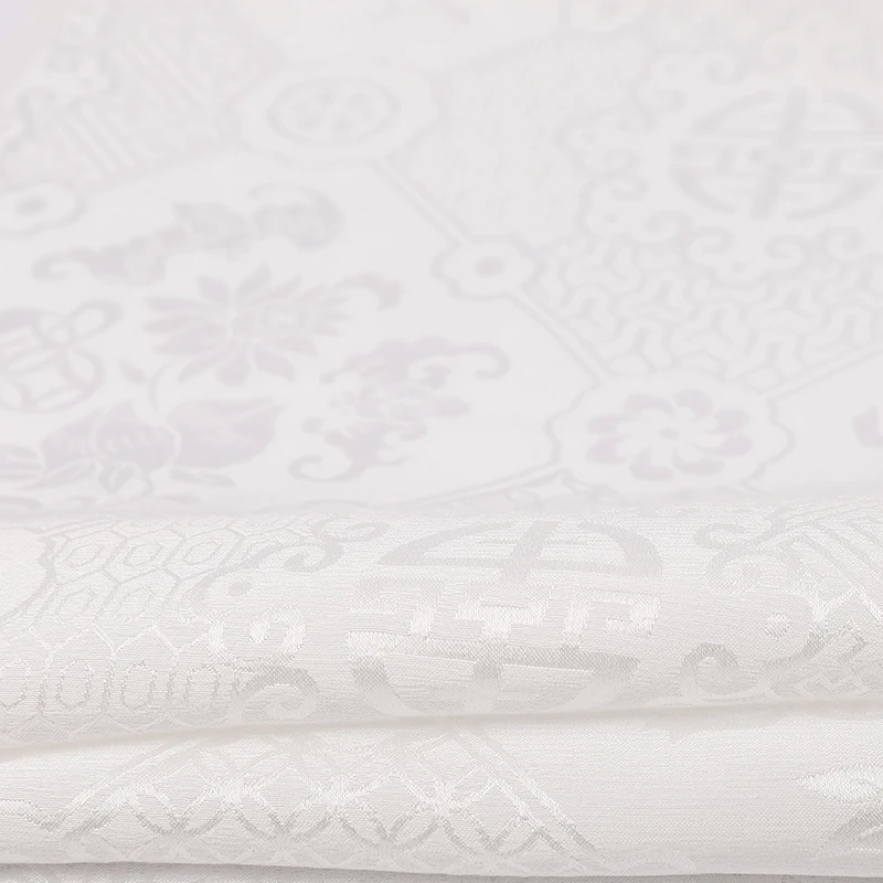 Wholesale China Silk Rhombus Plaid Jacquard White 114cm 100% Silk Fabric for woman