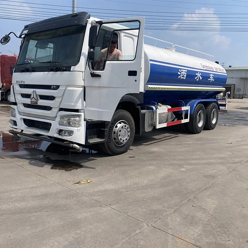 Howo Sinotruk Euro3  10-ton sprinkler truck Drinking water transport truck Highway maintenance spray truck