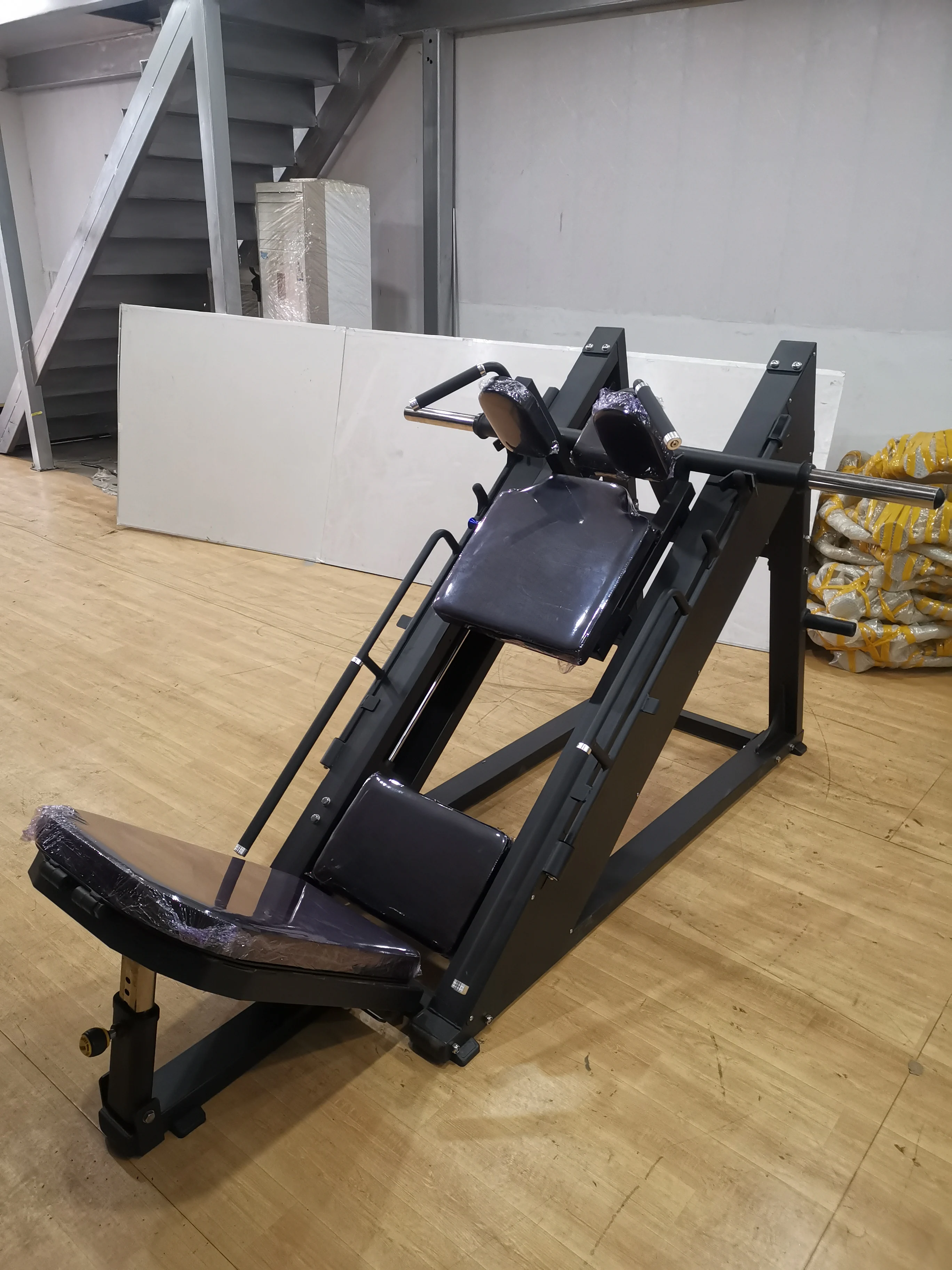 Home Gym With  Leg Press Hack Squat Combo Hackenschmidt Leg Press