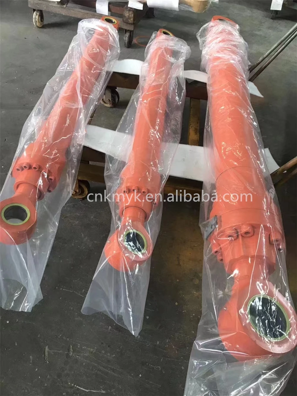 Factory best price DX300  excavator Arm hydraulic cylinder Boom cylinder bucket cylinder