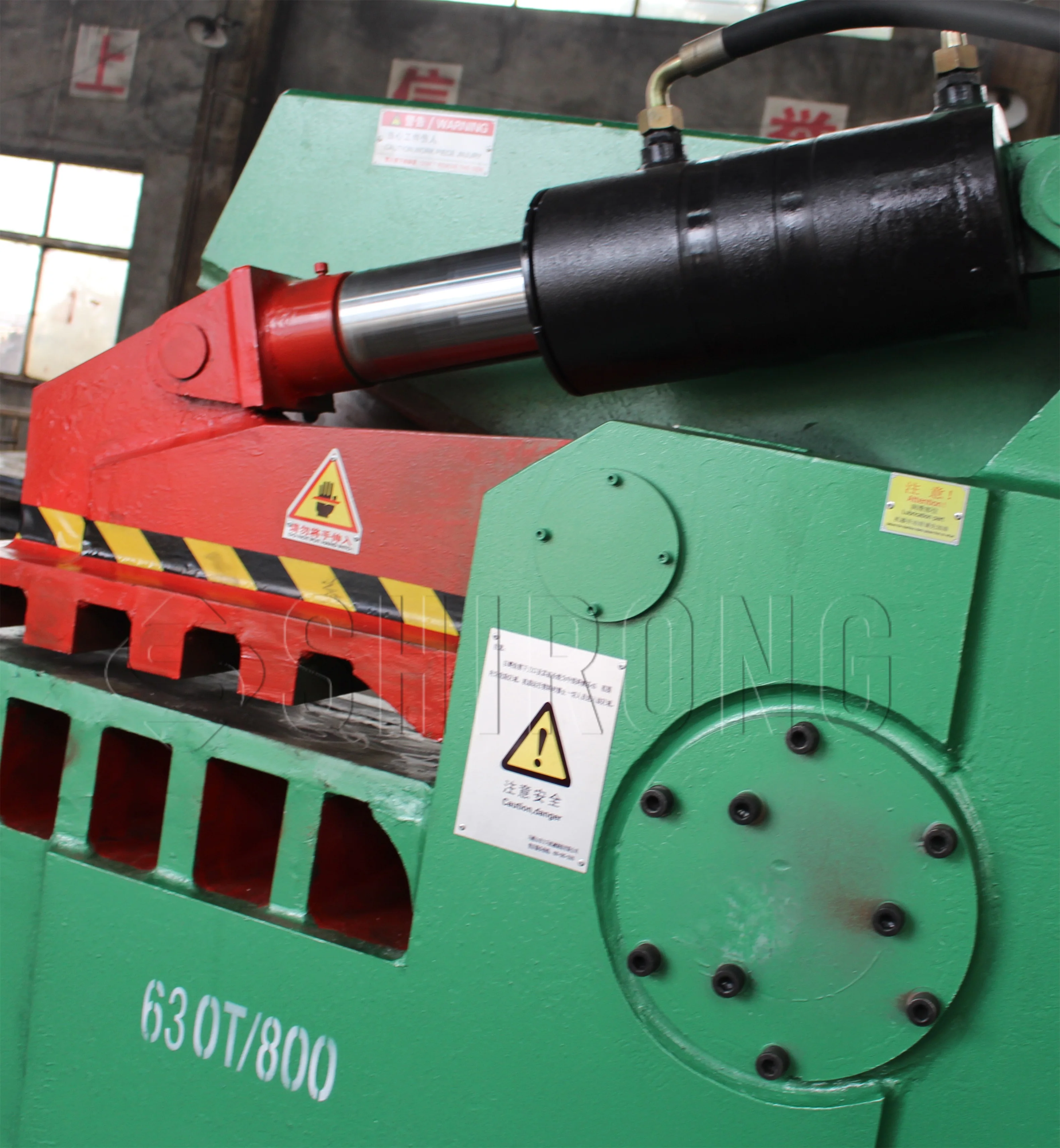 Hydraulic Scrap Metal Steel Alligator / Cutter with Crocodile shear / cutting machine