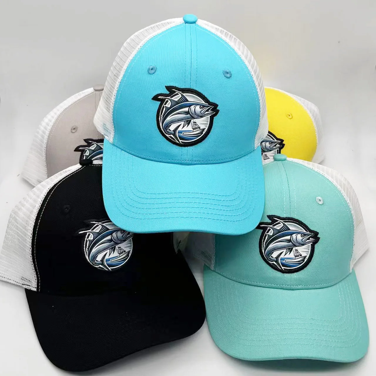 Custom Mesh Trucker Caps High Quality 6 Panel Baseball Cap Outdoor Sport Gorras Curved brim Mesh Trucker Hat With Patch logo