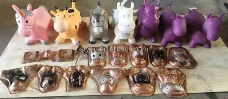 Automatic Soft Pvc Rubber Resin Plastic Doll Machine Ball  pvc Toy Making molding