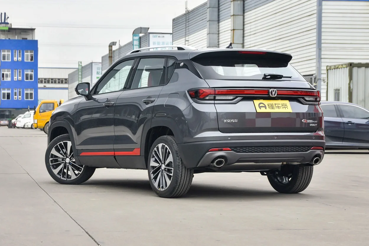 2023 Changan CS35 PLUS 1 4 T DCT седан премиум Автоматическая задняя камера экономичная 4л турбо бензиновая шина R16 горячая Распродажа компактный автомобиль