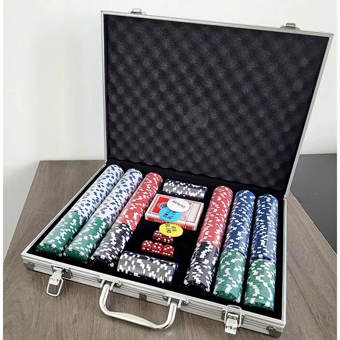 Hot Sale Red Aluminum 300 Piece Poker Set Chips 300 Pcs Case Red Case  Dices Game Set For Casino