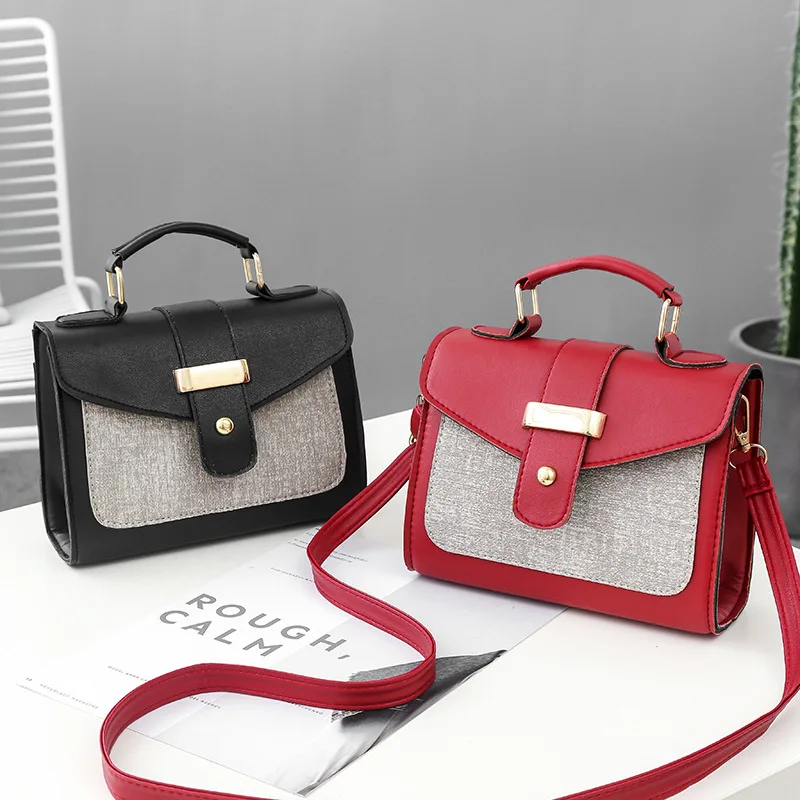 Hot selling  New Envelope shoulder bags  Old-fashioned Handbag with Wide Shoulder Band and Slant Shoulder Band in 2019