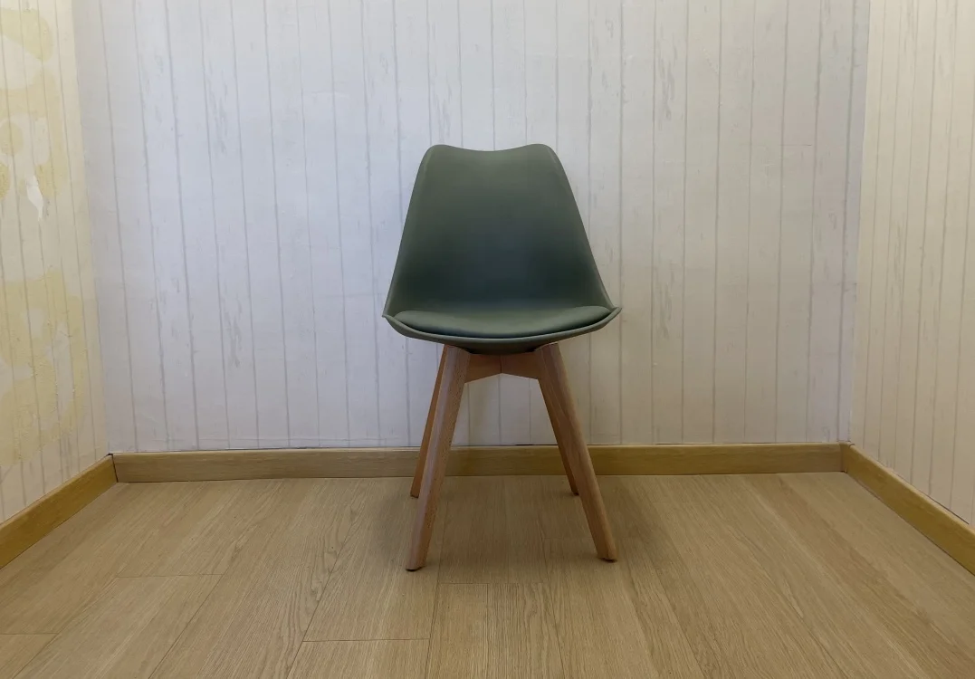 Modern Nordic Luxury Furniture Home Dining Chairs Cheap Plastic Kitchen Polypropylene Living Room Dining Chair With Wooden Legs