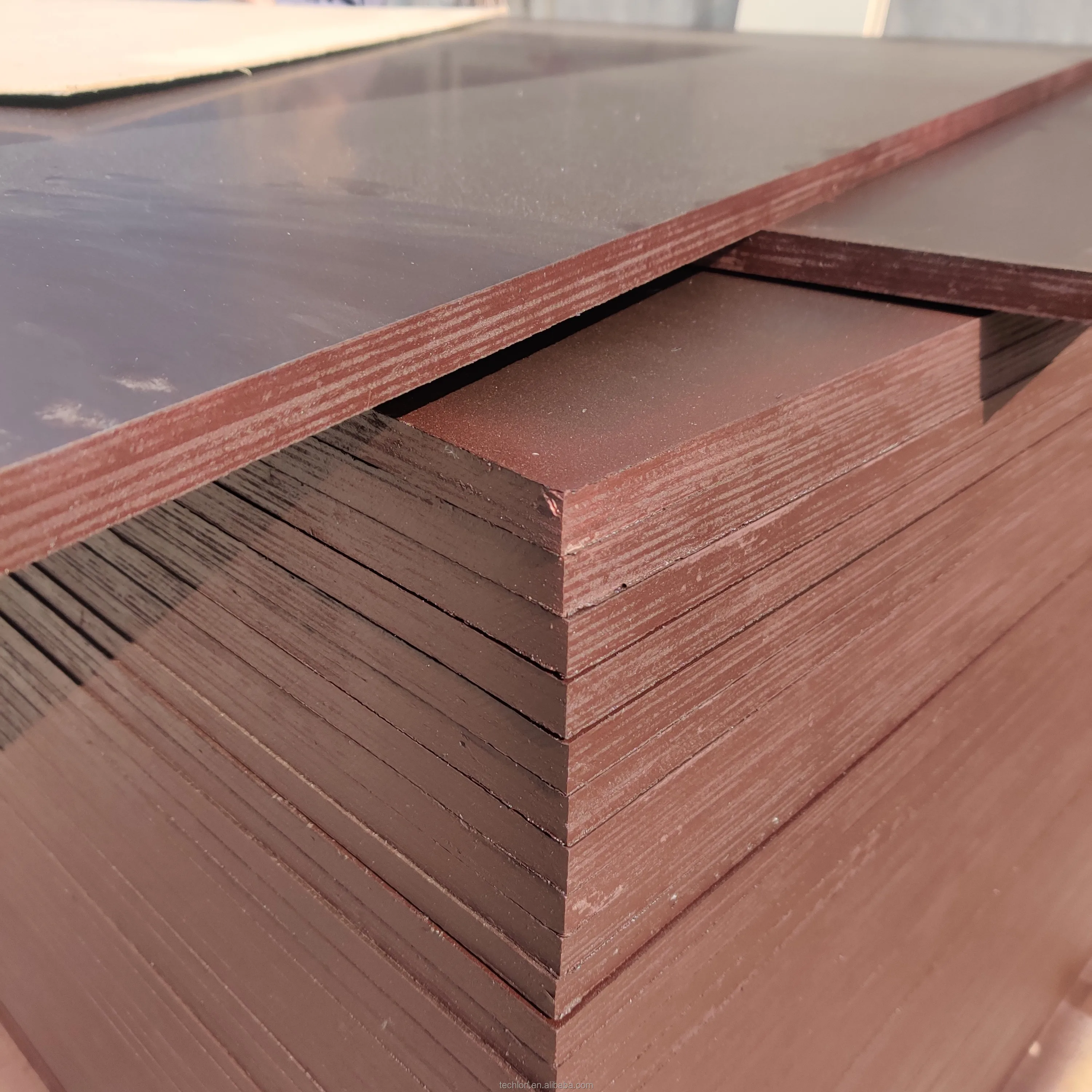 1250x2500x18mm Brown Film Faced Plywood Marine Construction Formwork Phenolic board Hardwood Plywood Sheet