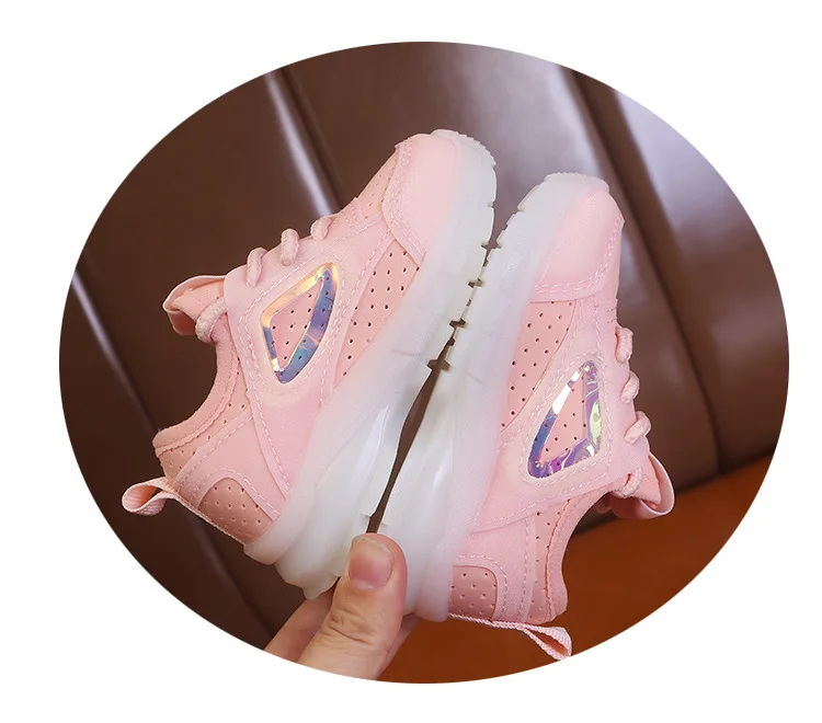 
Factory Wholesale Running Breathable Boy Light LED Light Shoes Sneakers 