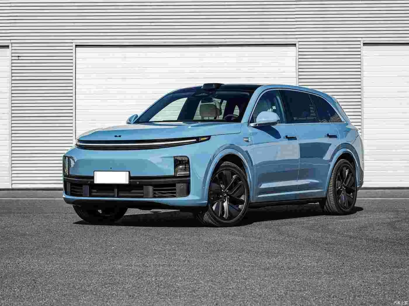 2024 Lixiang L7 Ultra Electric Pedal & 21 Inch Wheels Extended-Range 4WD Car in Horgos Stock-New Energy Vehicle