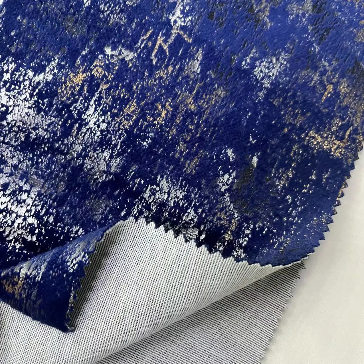 China Wholesale Home Deco Gold Foil Velvet velour Fabric Soft Gold Stamping Upholstery Holland Velvet Fabric For Sofa Drapes