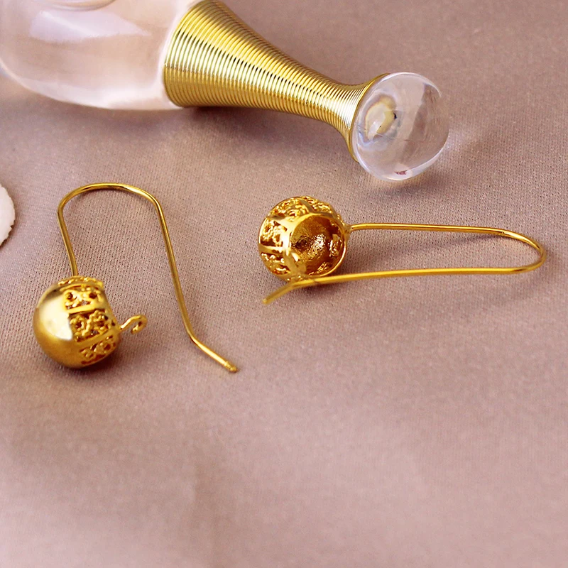 JH Popular 18k Gold Plated Simple New Design Piercing Ear Studs Earring Charm Jewelry For Women