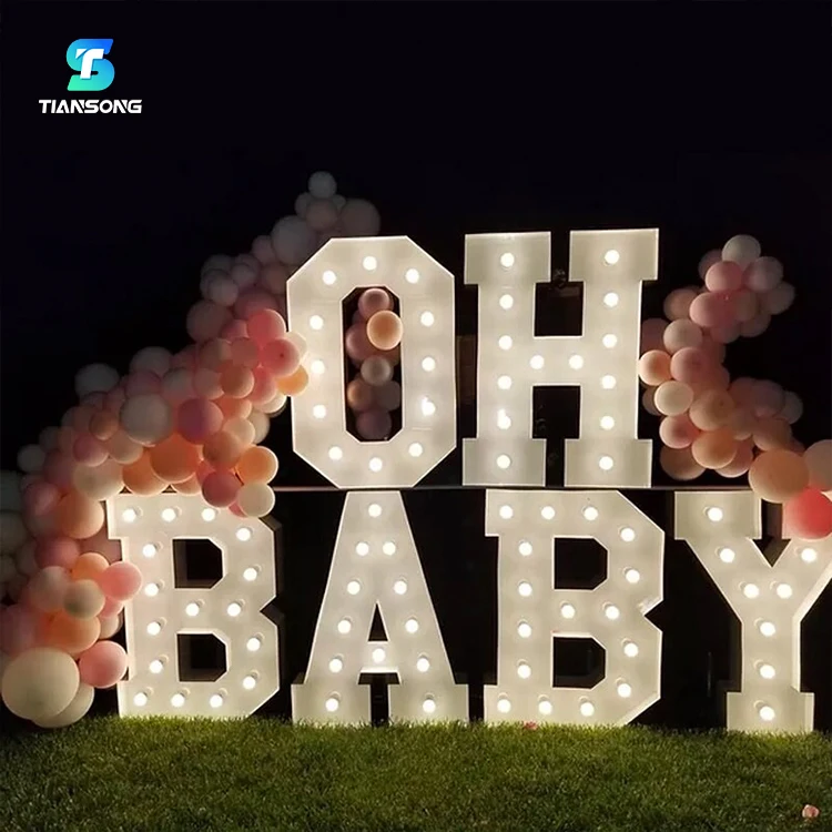 Шатер с надписью Giant OH BABY